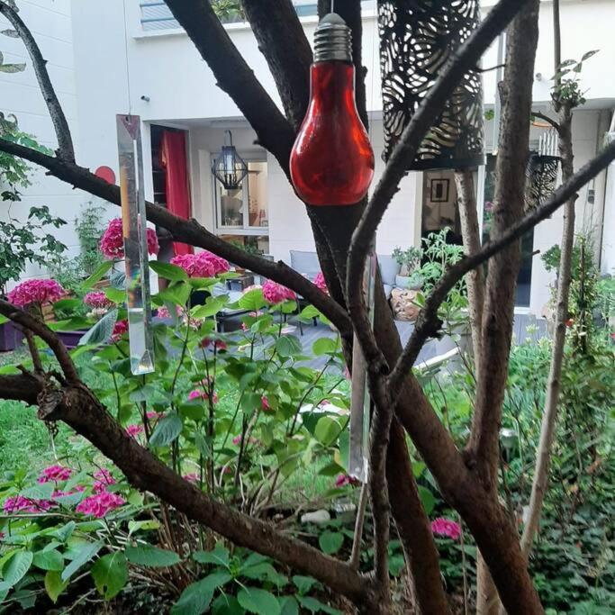 Appartement Cosy Avec Jardin Et Parking Gennevilliers Exterior photo